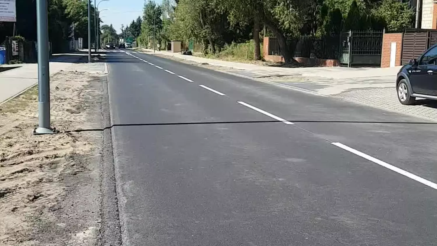 Piaseczno. Kierowcy wrócili na ul. Pod Bateriami